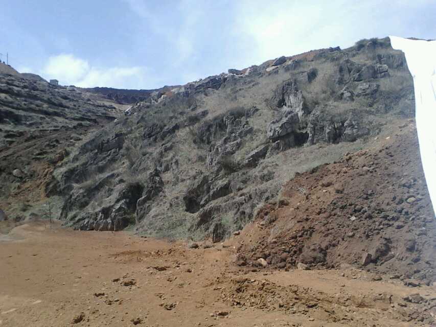 壩坡防浪護(hù)坡土工膜施工過程 土工膜價格貴嗎？